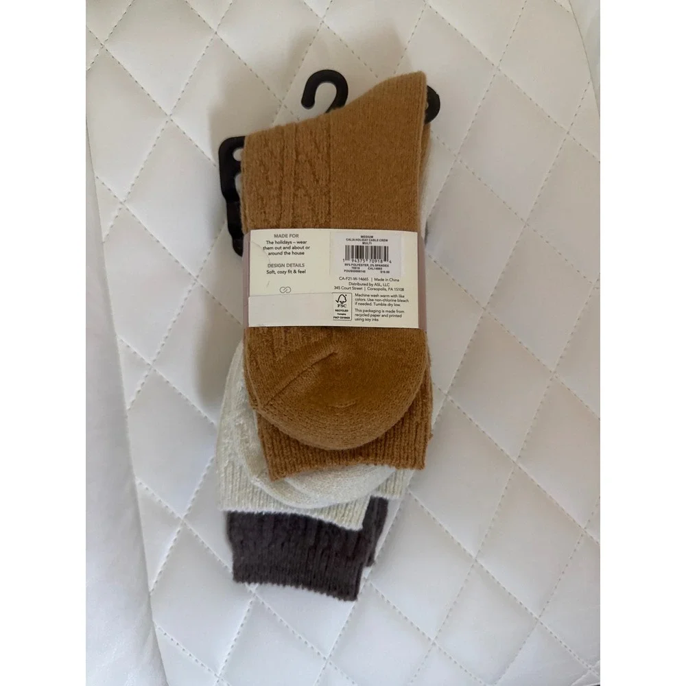 CALIA Holiday Cable Crew Socks‎ 3-Pairs Soft Cozy Medium